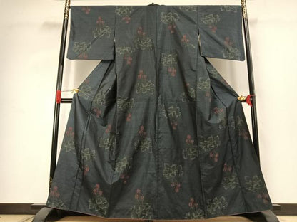 平和屋着物●本場大島紬　草花文　正絹　逸品　AABJ4832fy