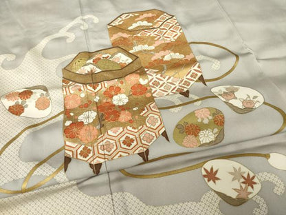 平和屋着物●京都の和装業の老舗一門　千切屋　色留袖　駒刺繍　貝桶花文　金彩　正絹　逸品　AABJ4930ck