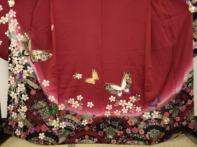 平和屋着物●豪華振袖　駒刺繍　花蝶文　暈し染め　正絹　逸品　AABJ4966ck