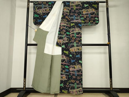 平和屋着物●上質な小紋　漁船　ろうけつ染め　鬼しぼ縮緬　正絹　逸品　AABJ4996ck