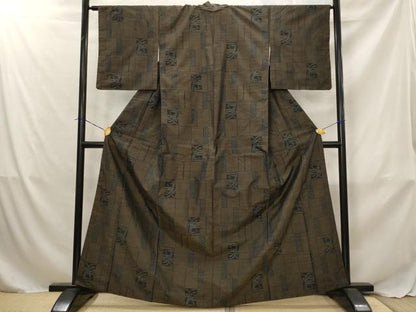 平和屋着物■本場大島紬　色紙草花文　正絹　逸品　AABJ5009st