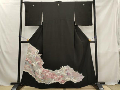 平和屋着物■豪華黒留袖　駒刺繍　流水孔雀花文　暈し染め　金銀彩　銀糸　正絹　逸品　AABJ5077st