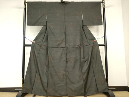 平和屋着物■本場大島紬　9マルキ　草木舞蝶文　正絹　逸品　AABJ5211br