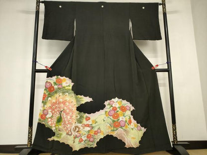 平和屋着物■豪華黒留袖　刺繍　雲取り孔雀花文　金彩　金糸　正絹　逸品　AABJ5233br