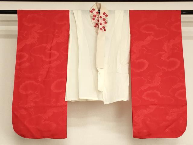 平和屋着物[]七五三　女の子　３歳　祝着　三つ身　肌襦袢（半衿刺繍）セット　舞蝶桜文　暈し染め　金銀彩　AABJ5266ja