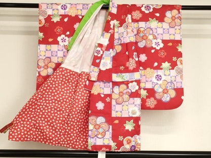 平和屋着物[]七五三　女の子　３歳　祝着　三つ身　舞花文　金彩　AABJ5268ja