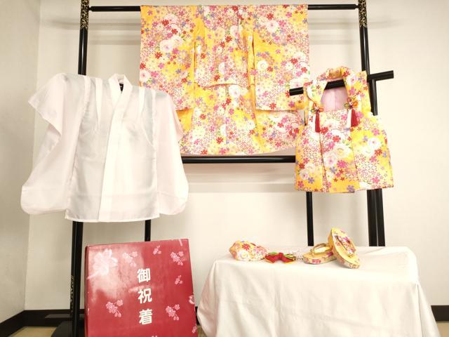 平和屋本店[]七五三 女の子 ３歳 祝着 三つ身 長襦袢（単衣）・被布・小物セット 暈し染め 金彩 箱付き 洗える着物 未使用 AABJ5281ja