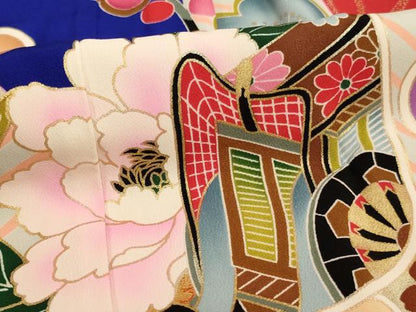 平和屋着物[]七五三　女の子　３歳　祝着　三つ身　舞蝶御所車花文　金彩　鈴乃屋扱い　逸品　AABJ5292ja