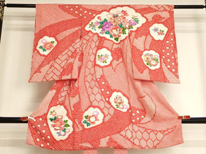 平和屋着物[]お宮参り　女の子　祝着　産着　初着　のしめ　総絞り　鈴花文　金彩　逸品　AABJ5328ja