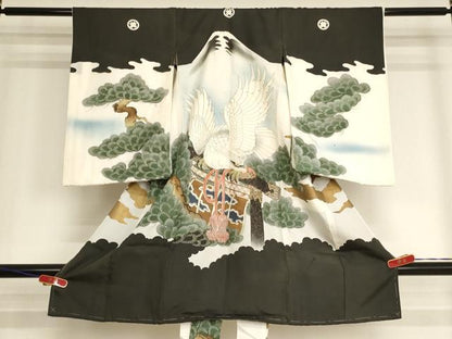 平和屋着物[]お宮参り　男の子　祝着　産着　初着　のしめ　刺繍　鷹　松　金糸　金彩　逸品　未使用　AABJ5348ja