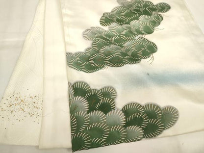 平和屋着物[]お宮参り　男の子　祝着　産着　初着　のしめ　刺繍　鷹　松　金糸　金彩　逸品　未使用　AABJ5348ja