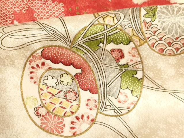 平和屋着物[]七五三　女の子　７歳　祝着　四つ身　雲重ね鼓文　金銀彩　逸品　AABJ5361ja