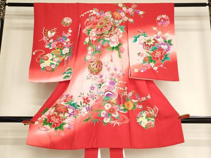 平和屋着物[]お宮参り　女の子　祝着　産着　初着　のしめ　花手毬文　鴛鴦　暈し染め　金銀彩　逸品　AABJ5362ja