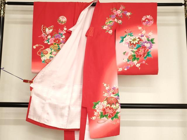 平和屋着物[]お宮参り　女の子　祝着　産着　初着　のしめ　花手毬文　鴛鴦　暈し染め　金銀彩　逸品　AABJ5362ja