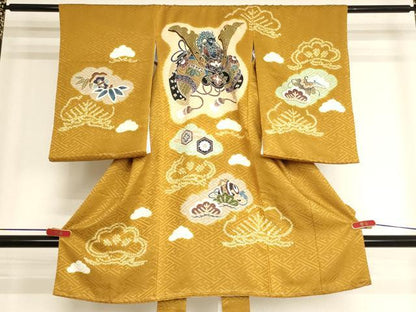 平和屋着物[]お宮参り　男の子　祝着　産着　初着　のしめ　絞り　兜　金彩　逸品　AABJ5396ja