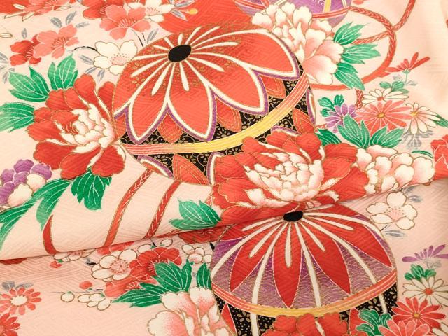 平和屋着物[]お宮参り　女の子　祝着　産着　初着　のしめ　花手毬文　金彩　正絹　逸品　AABJ5632ja