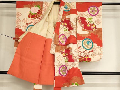 平和屋着物[]七五三　女の子　３歳　祝着　三つ身　舞扇花蝶丸文　金彩　正絹　逸品　AABJ5644ja
