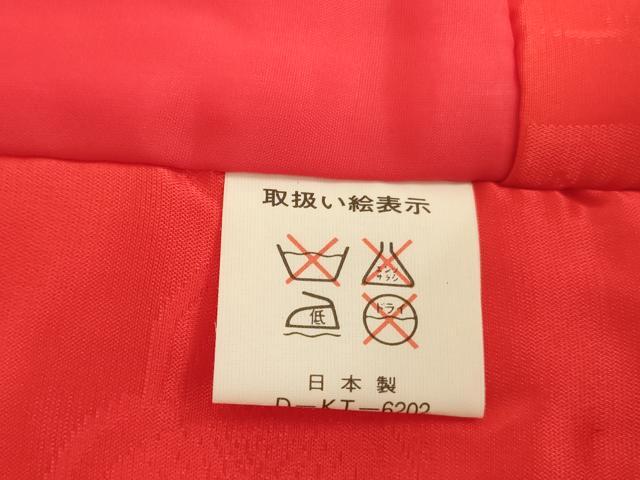 平和屋着物[]七五三　女の子　３歳　被布　雲取り亀甲花地紋　紅緋色　正絹　逸品　AABJ5649ja