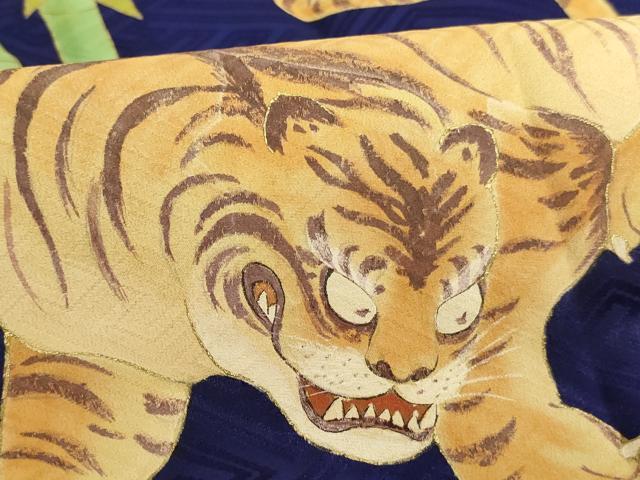 平和屋着物[]お宮参り　男の子　祝着　産着　初着　のしめ　虎　笹竹文　金彩　逸品　AABJ5667ja