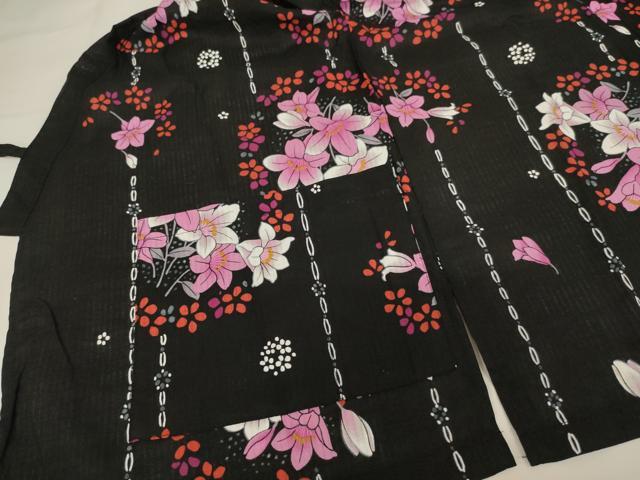 平和屋着物＊夏物　子供　女の子　甚平　上衣　花丸文　百合　黒地　綿　逸品　AABJ5675ja