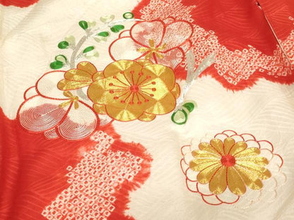 平和屋着物[]七五三　女の子　３歳　祝着　三つ身　絞り　駒刺繍　舞花文　正絹　逸品　AABJ5680ja