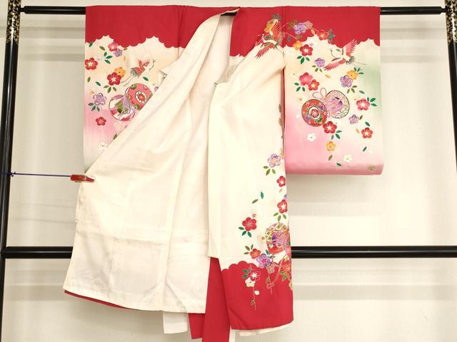 平和屋着物[]お宮参り　女の子　祝着　産着　初着　のしめ　花鼓飛鶴文　暈し染め　金銀彩　逸品　AABJ5689ja