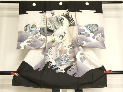 平和屋着物[]お宮参り　男の子　祝着　産着　初着　のしめ　駒刺繍　鷹　立波宝船文　銀彩　逸品　AABJ5698ja