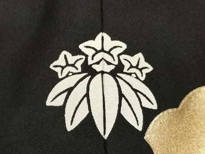 平和屋着物[]七五三　男の子　祝着・羽織セット　兜　飛鶴松文　暈し染め　金彩　AABJ5708ja