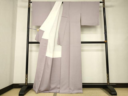 平和屋着物●上質な色無地　紗綾形地紋　鳩羽鼠色　正絹　逸品　未使用　AABJ5723ck