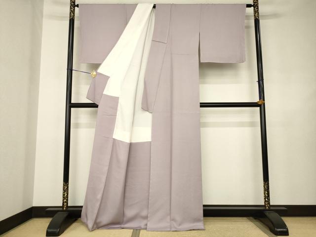 平和屋着物●上質な色無地　紗綾形地紋　鳩羽鼠色　正絹　逸品　未使用　AABJ5723ck