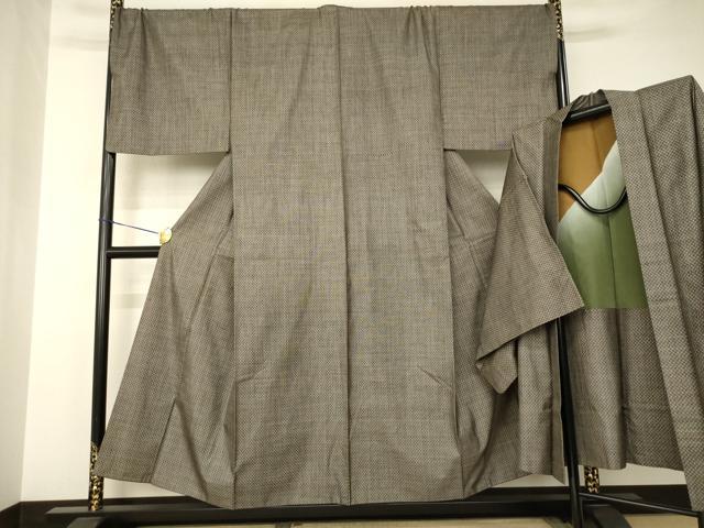 平和屋着物●男性　本場大島紬　アンサンブル　カタス9マルキ　幾何学文様　三越扱い　キングサイズ　正絹　逸品　AABJ5725ck