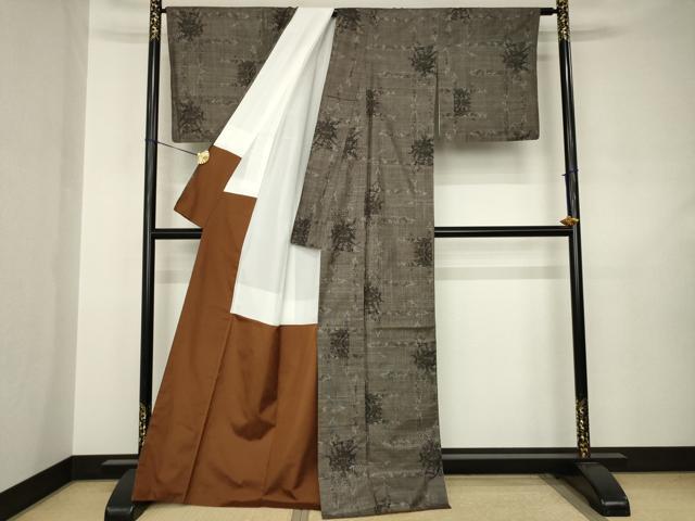 平和屋着物●本場大島紬　カタス9マルキ　草花文　正絹　逸品　AABJ5728ck