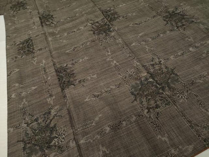 平和屋着物●本場大島紬　カタス9マルキ　草花文　正絹　逸品　AABJ5728ck