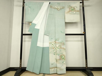 平和屋着物●訪問着　刺繍　花蝶文　暈し染め　金彩　正絹　逸品　AABJ5781ck