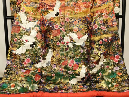 平和屋本店●色打掛　和装　婚礼　結婚式　花嫁　神社挙式　総刺繍　飛鶴草花文　暈し染め　金銀糸　逸品　AABJ5811ou