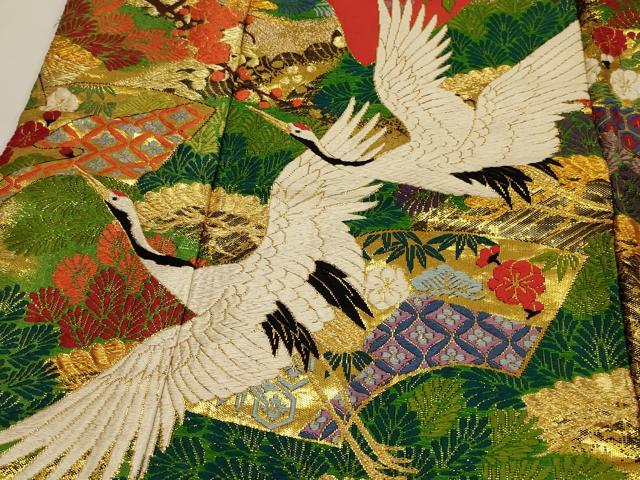 平和屋本店●色打掛　和装　婚礼　結婚式　花嫁　神社挙式　唐織　刺繍　飛鶴梅松文　金糸　逸品　AABJ5812ou