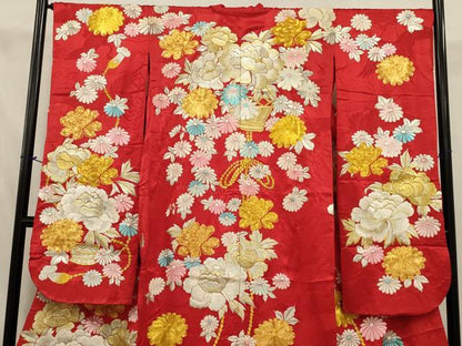 平和屋本店●色打掛　和装　婚礼　結婚式　花嫁　神社挙式　総刺繍　駒刺繍　飾花文　金銀糸　逸品　AABJ5833ou