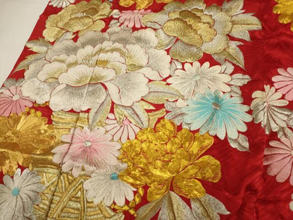 平和屋本店●色打掛　和装　婚礼　結婚式　花嫁　神社挙式　総刺繍　駒刺繍　飾花文　金銀糸　逸品　AABJ5833ou