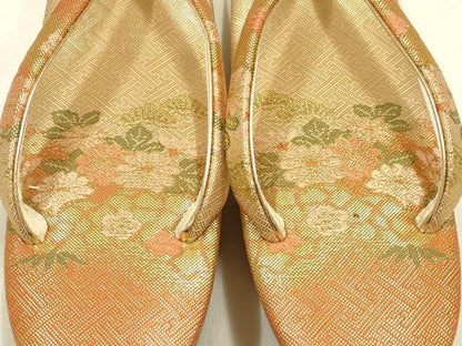 平和屋着物▼和装小物　和装バッグ・草履セット　佐賀錦　ハンドバッグ　クラッチバッグ　花柄　金糸　逸品　AABJ5852ay