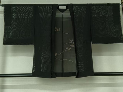 平和屋着物▽羽織　スリーシーズン　春夏秋　塵除け　芝葉文　黒地　正絹　逸品　AABJ6091jh