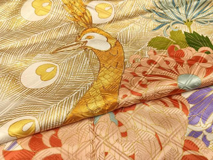 平和屋着物●豪華振袖　駒刺繍　孔雀花文　金彩　正絹　逸品　AABJ6223ph