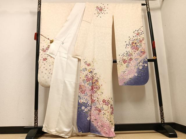 平和屋着物●豪華振袖　舞花文　暈し染め　金彩　正絹　逸品　AABJ6249ph