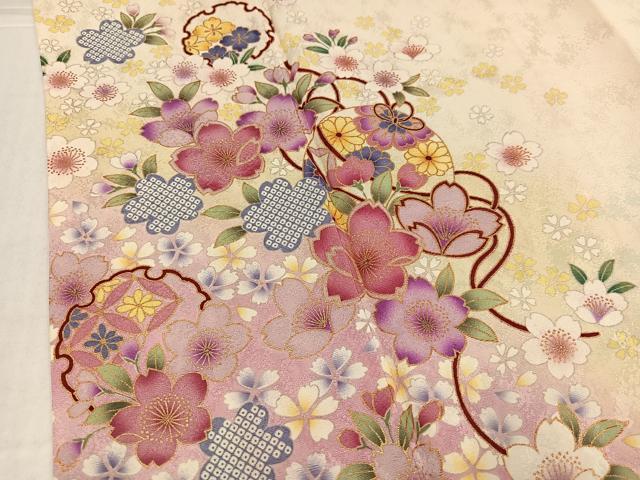 平和屋着物●豪華振袖　舞花文　暈し染め　金彩　正絹　逸品　AABJ6249ph