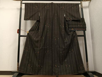 平和屋着物●本場大島紬　カタス7マルキ　間道　反端付き　正絹　逸品　未使用　AABJ6288ph