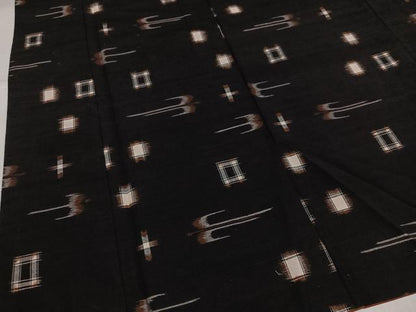 平和屋着物●上質な紬　琉球絣文様　胴抜き仕立て　正絹　逸品　AABJ6290ph
