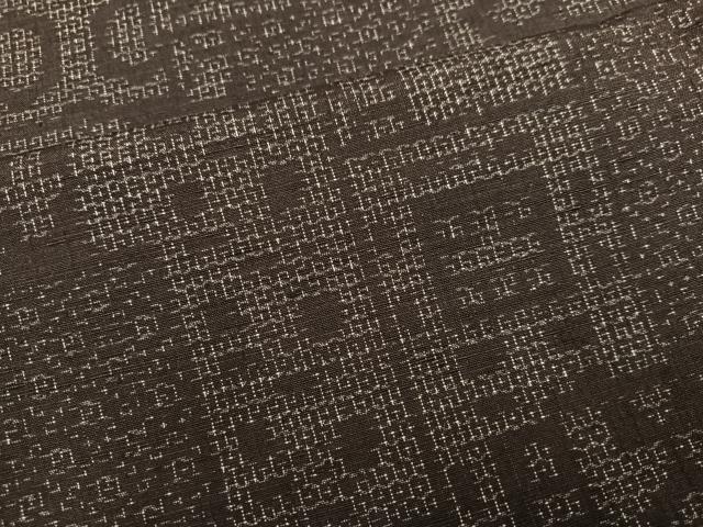 平和屋着物●結城紬　80亀甲　幾何学文様　証紙付き　正絹　逸品　未使用　AABJ6310ph