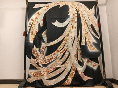 平和屋着物●豪華振袖　吉祥花熨斗文　暈し染め　黒地　金彩　正絹　逸品　AABJ6344ph
