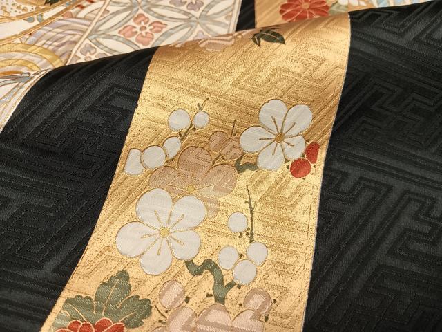 平和屋着物●豪華振袖　吉祥花熨斗文　暈し染め　黒地　金彩　正絹　逸品　AABJ6344ph