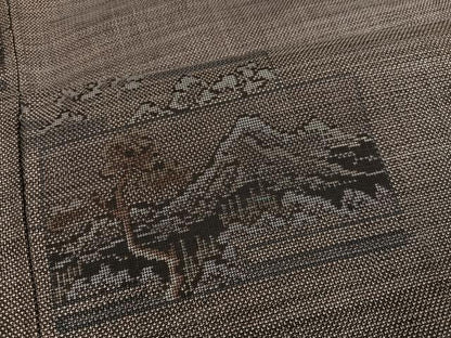 平和屋着物●本場大島紬　カタス9マルキ　色紙遠山樹林文　正絹　逸品　未使用　AABJ6348ph