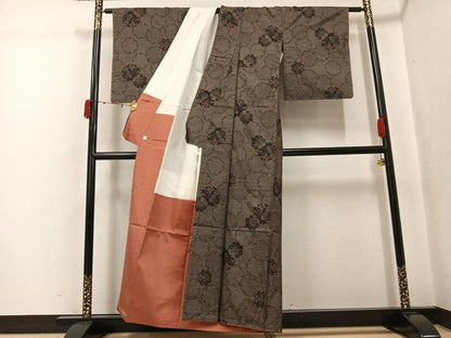 平和屋着物●本場大島紬　カタス7マルキ　雪輪草花文　鈴乃屋扱い　正絹　逸品　未使用　AABJ6352ph